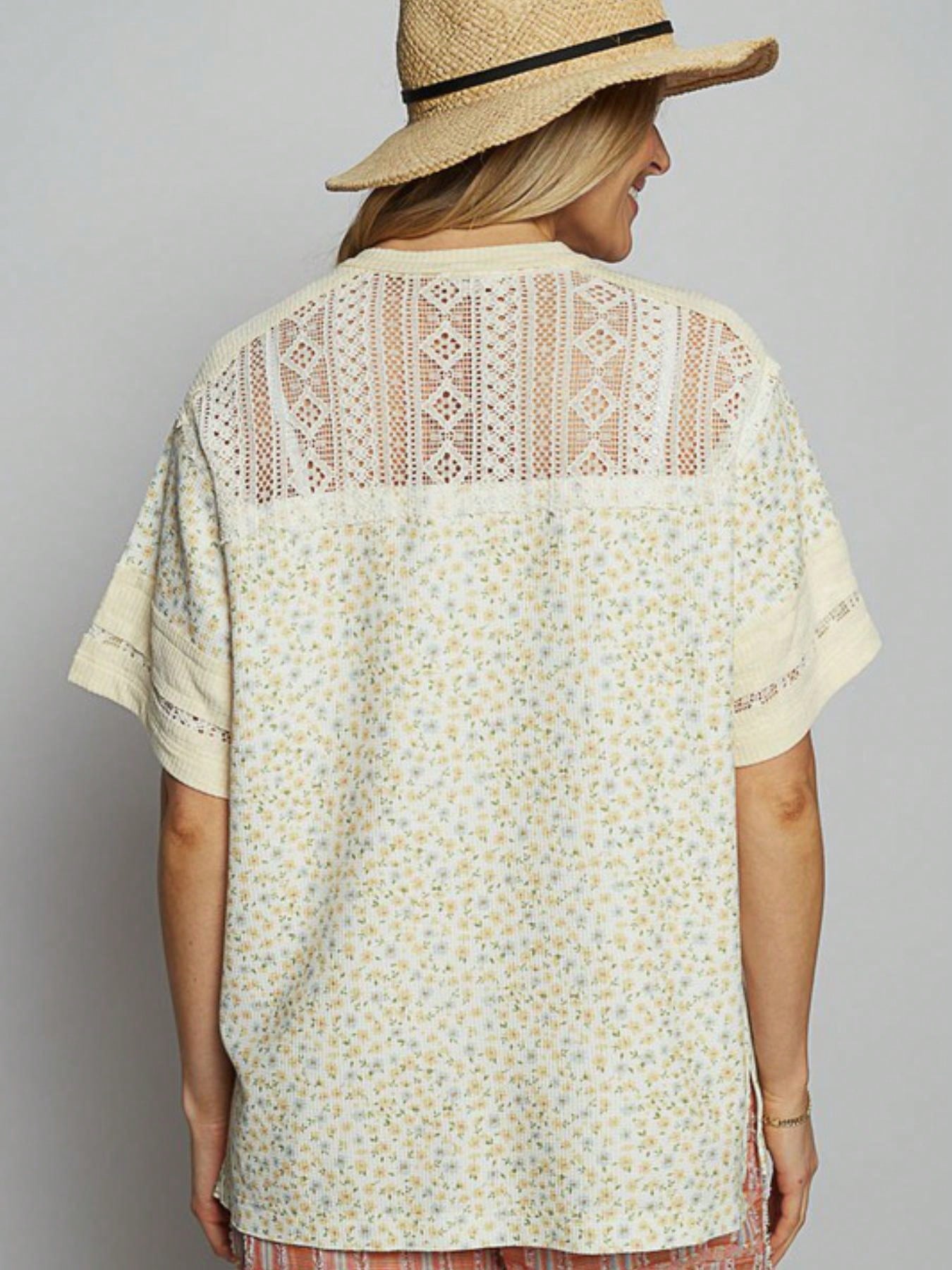 Womens Casual Boho Chic Crochet Lace Panel Floral Print Short Sleeve Blouse Cream Yellow Ditsy Pattern V Neck Lightweight Airy Summer Beach Vacation Top Loose Fit Romantic Country Style