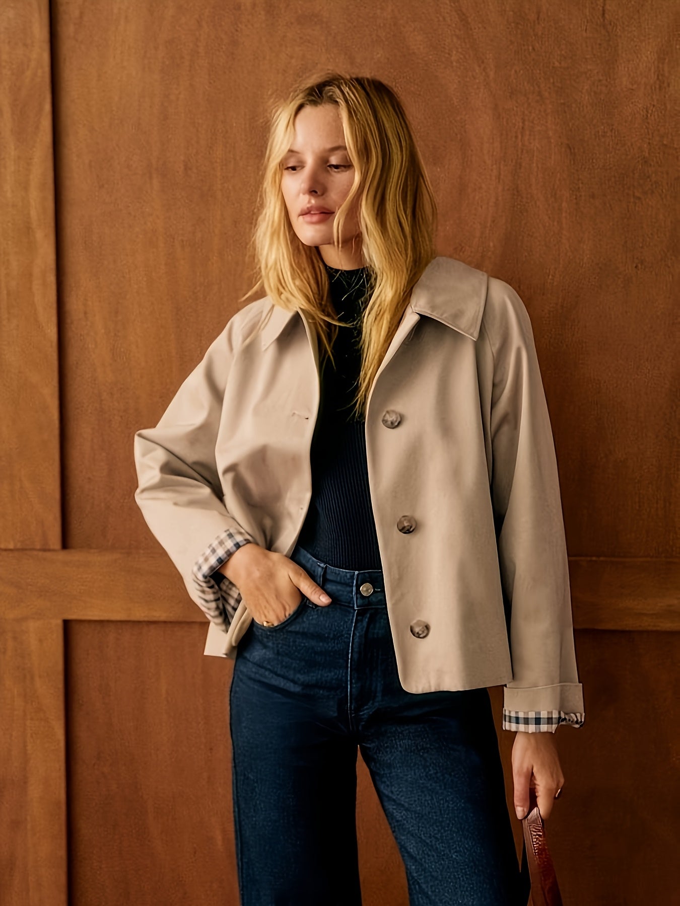 Women's British Coat Elegant Women's British-Inspired Single-Breasted Loose-Fit Short Coat | Machine-Washable Solid Color Jacket with Structured Shoulders for Casual & Formal Outfits, Classic Collar Design, Detailed Sleeve Cuffs