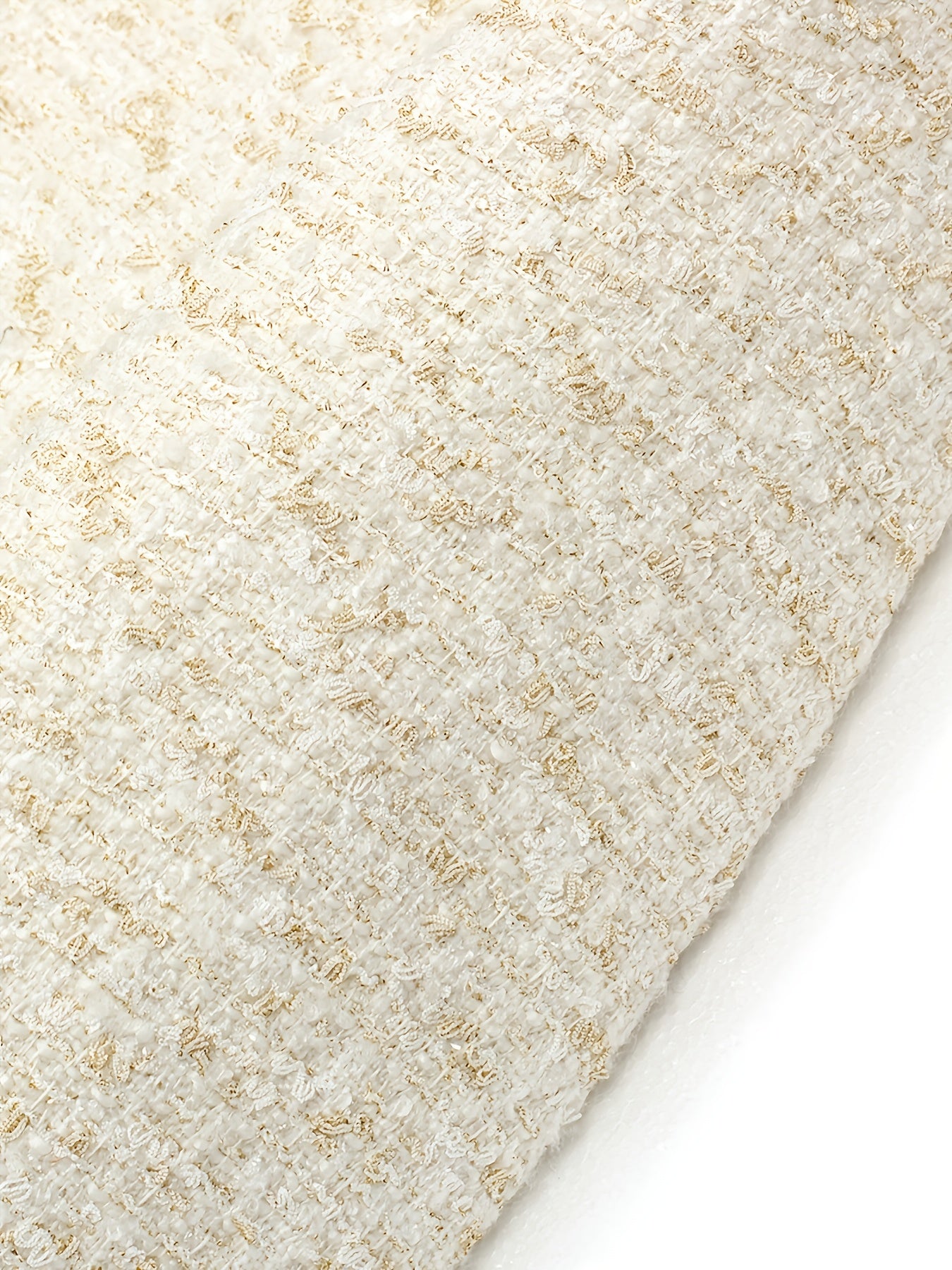 Heavy Industry Three-dimensional Golden Chain Round Neck Jacket Milk White Lady Short Top Fashionable Versatile Jacket 25189