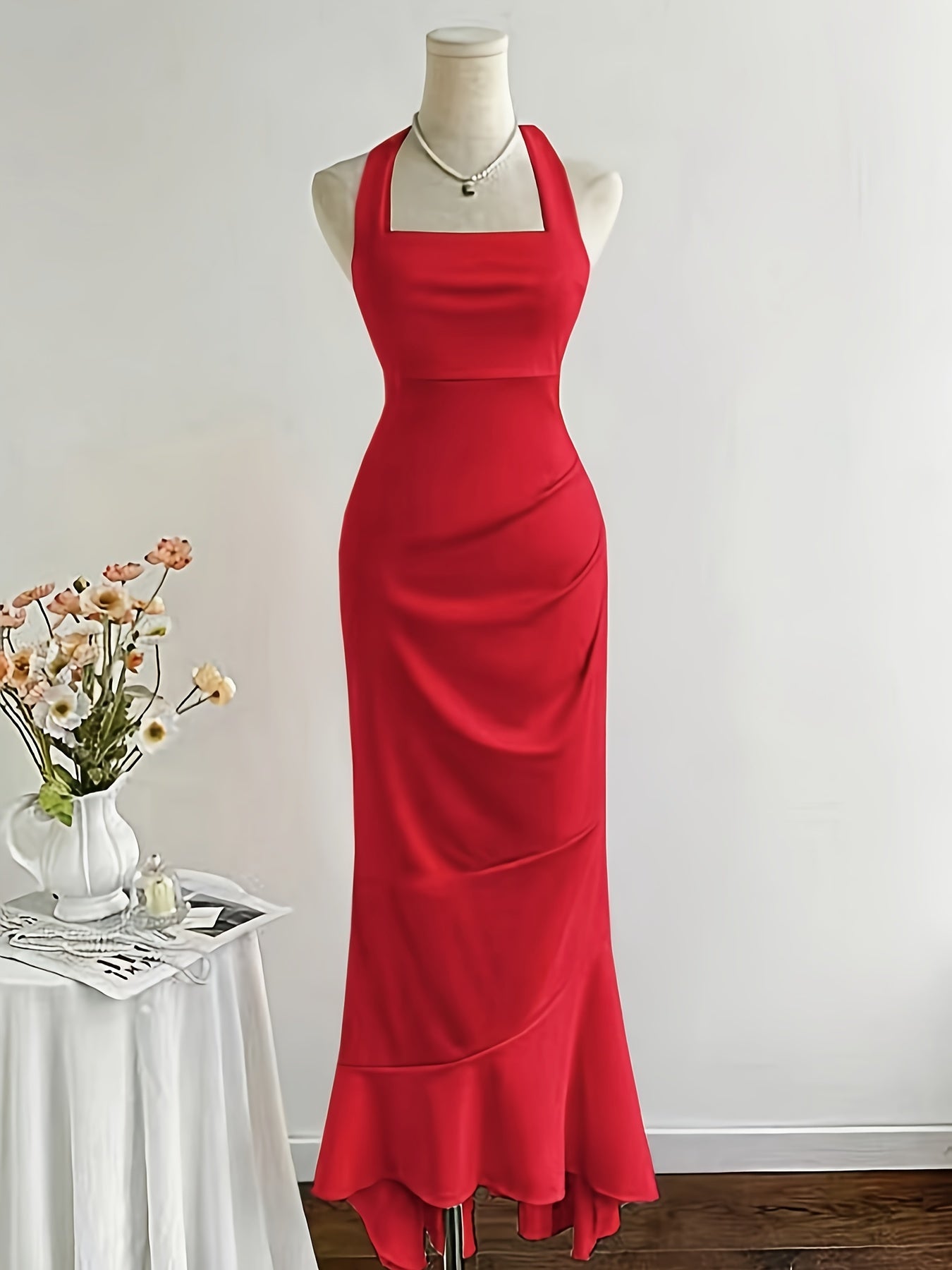 Women's Elegant Halter Neck Mermaid Dress with Ruched Waist & Back Tie Detail - Solid Color Fitted Silhouette, Medium Stretch, Machine Washable for Spring Summer Fall, Cocktail Attire, Stretchy Fabric, Trendy Outfit