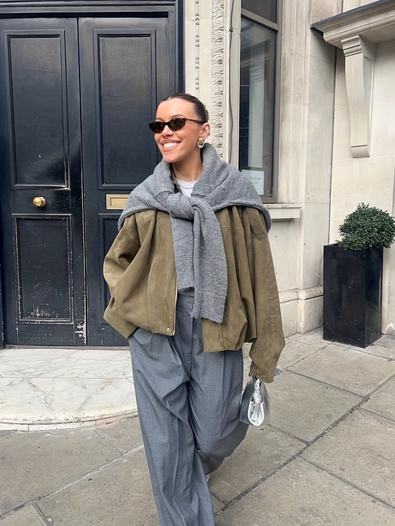 Women'S Elegant Long Sleeve Zip-Up Jacket - Casual, Button-Up, Solid Color with Lapel Collar, Perfect for Spring\u002FFall, Casual Outerwear|Sleek Jacket|Buttonup Closure