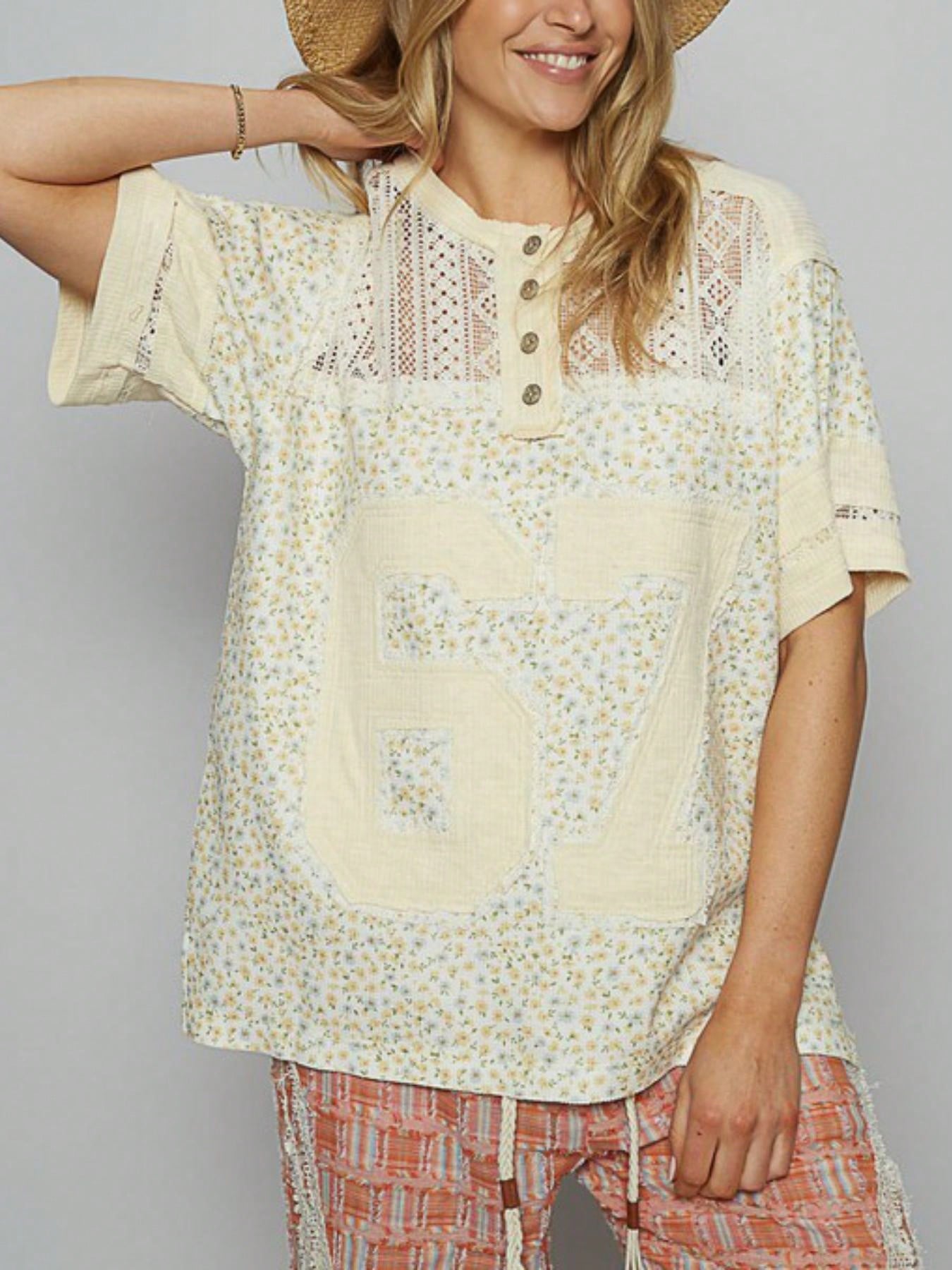 Womens Casual Boho Chic Crochet Lace Panel Floral Print Short Sleeve Blouse Cream Yellow Ditsy Pattern V Neck Lightweight Airy Summer Beach Vacation Top Loose Fit Romantic Country Style